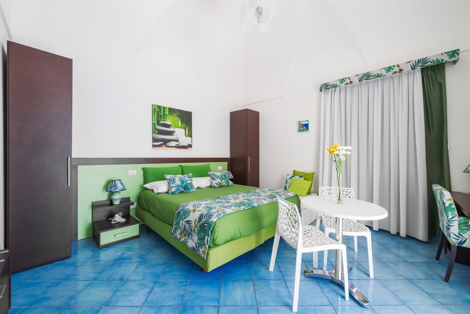 Alojamento de Acomodação e Pequeno-almoço Casa Nilde Positano